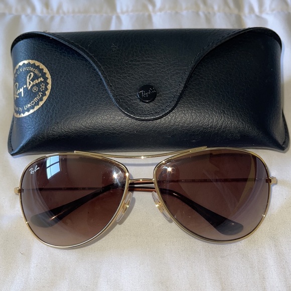 Ray-Ban Accessories - Brand new Ray-bans Unisex sunglasses